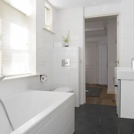 Stylish Canal House Apartamento Amesterdão