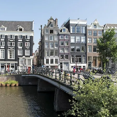 Stylish Canal House Daire Amsterdam